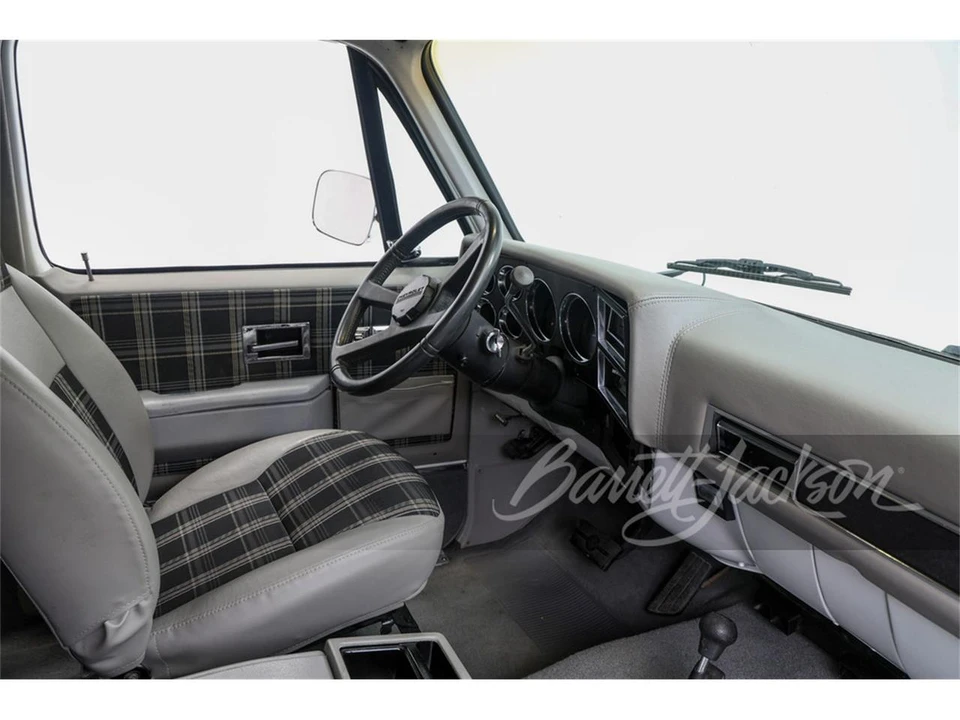1991 Chevrolet K5 Blazer 2nd Gen - Image 4 of 4