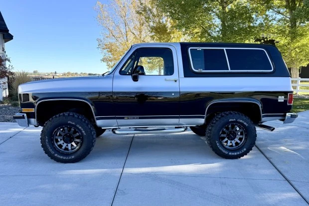 1991 Chevrolet K5 Blazer 2nd Gen - Image 3 of 7
