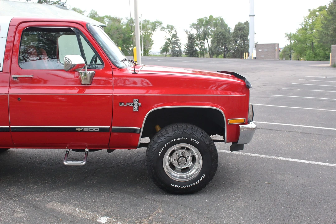 1991 Chevrolet K5 Blazer 2nd Gen - Image 27 of 31