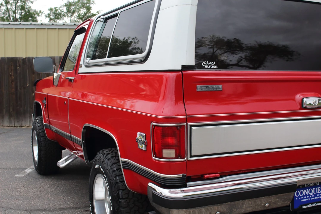1991 Chevrolet K5 Blazer 2nd Gen - Image 22 of 31