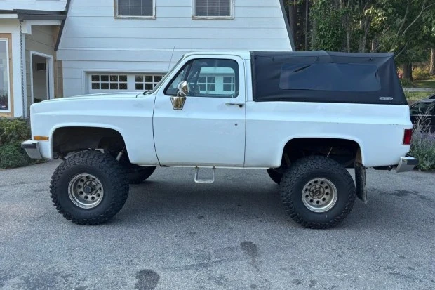 1991 Chevrolet K5 Blazer 2nd Gen - Image 3 of 7
