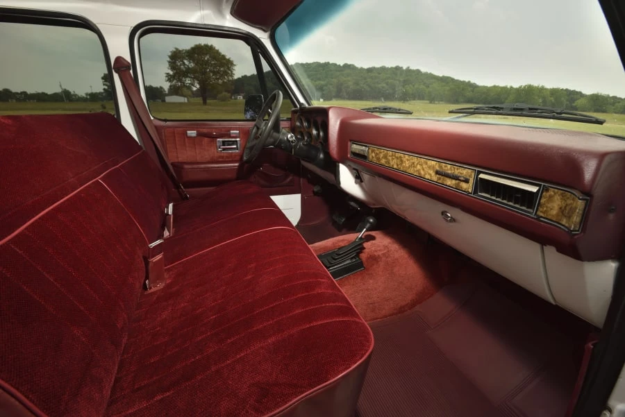 1991 Chevrolet C/K 4th Gen - Image 24 of 31