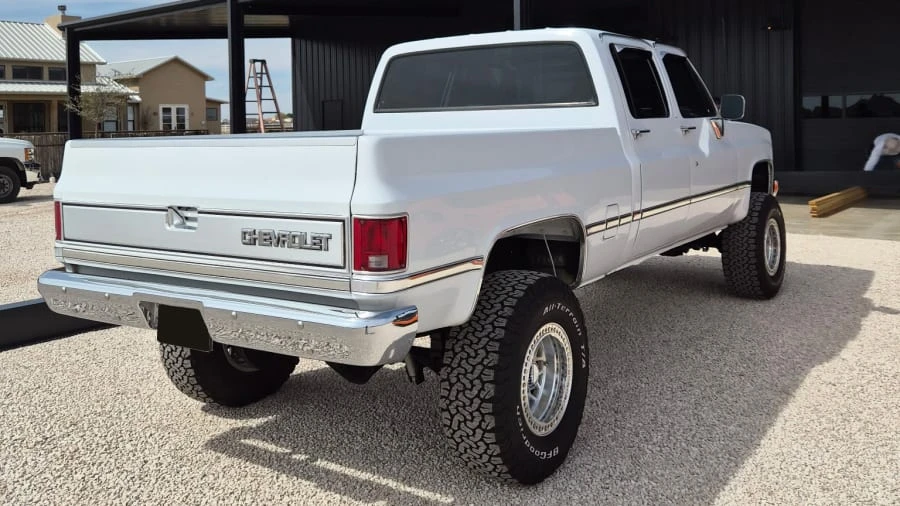 1991 Chevrolet C/K 4th Gen - Image 2 of 11