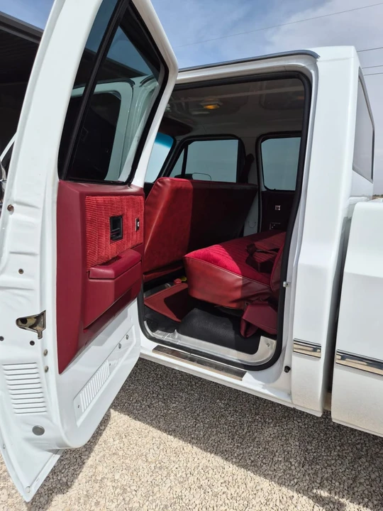 1991 Chevrolet C/K 4th Gen - Image 6 of 11