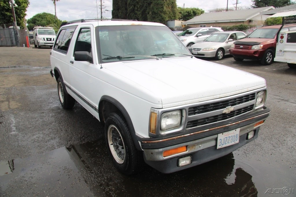 1991 Chevrolet S-10 Blazer 1st Gen - Image 8 of 21
