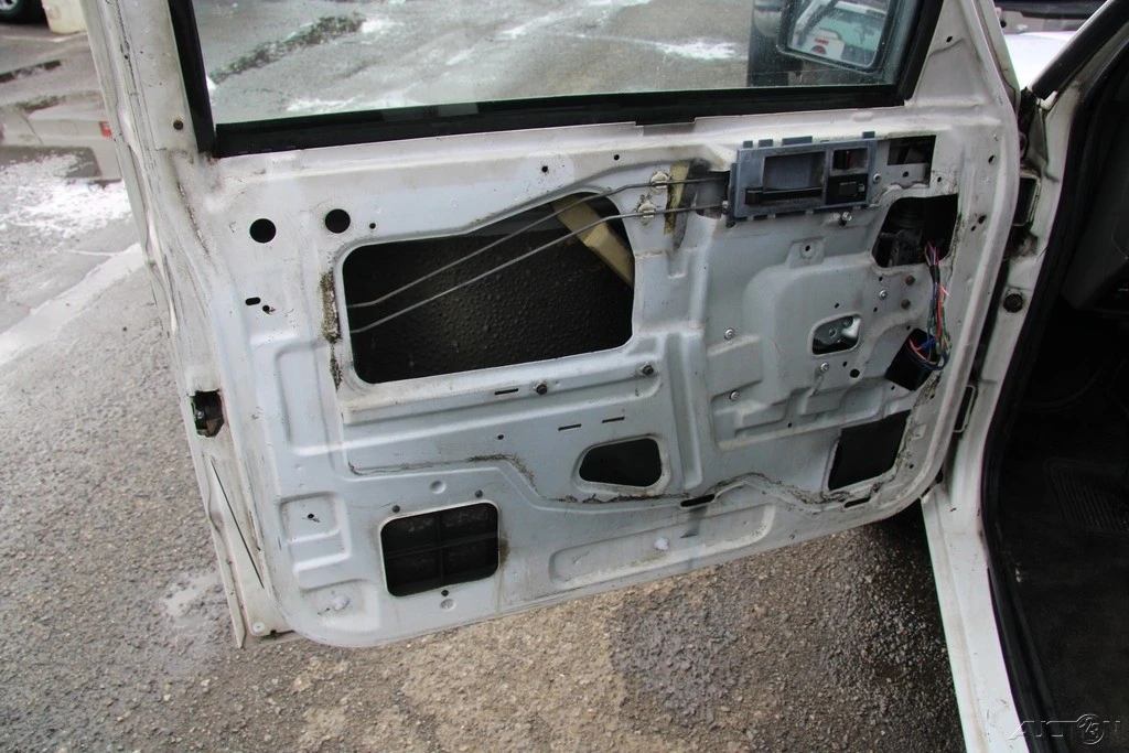 1991 Chevrolet S-10 Blazer 1st Gen - Image 11 of 21