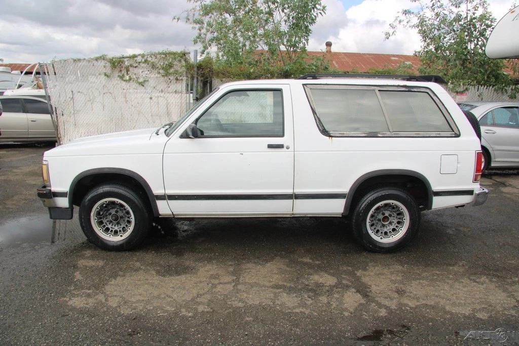 1991 Chevrolet S-10 Blazer 1st Gen - Image 3 of 21