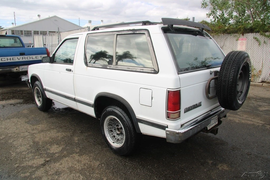 1991 Chevrolet S-10 Blazer 1st Gen - Image 4 of 21
