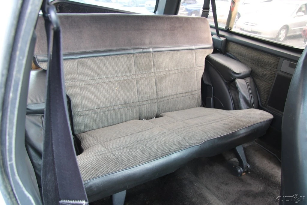 1991 Chevrolet S-10 Blazer 1st Gen - Image 18 of 21