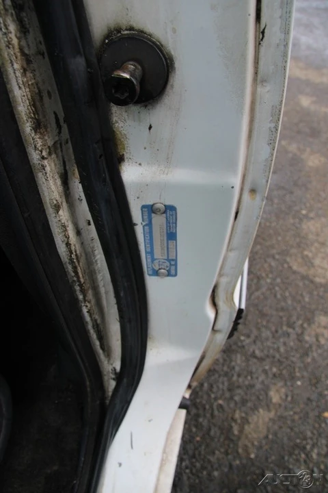1991 Chevrolet S-10 Blazer 1st Gen - Image 10 of 21