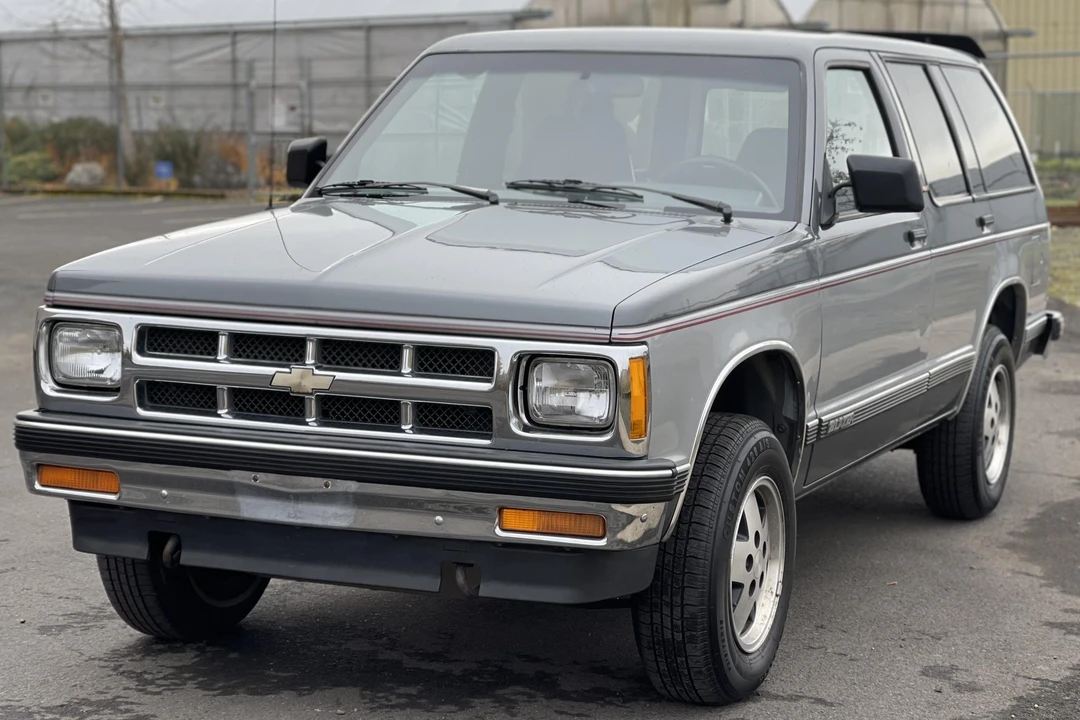 1991 Chevrolet S-10 Blazer 1st Gen - Image 2 of 31