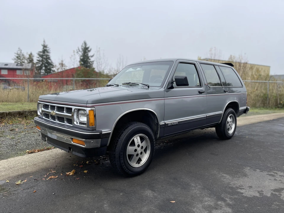 1991 Chevrolet S-10 Blazer 1st Gen - Image 10 of 31