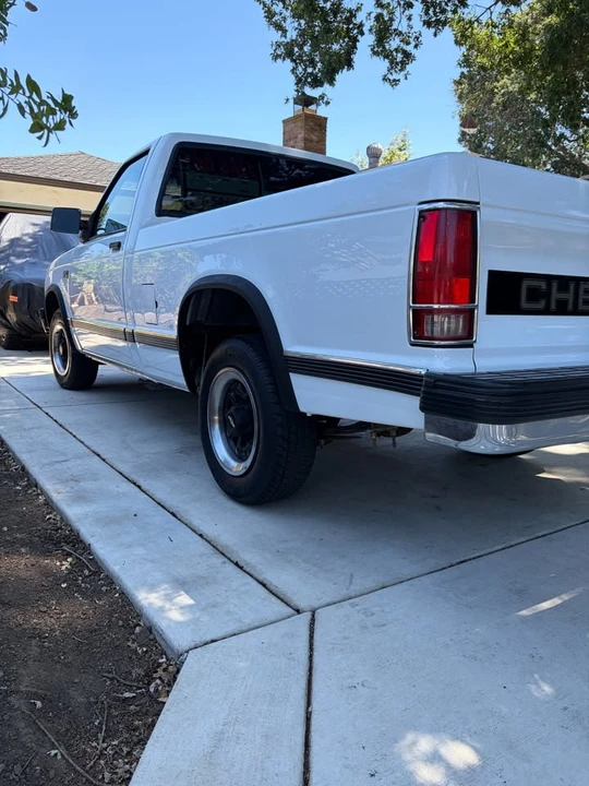 1991 Chevrolet S-10 - Image 3 of 18