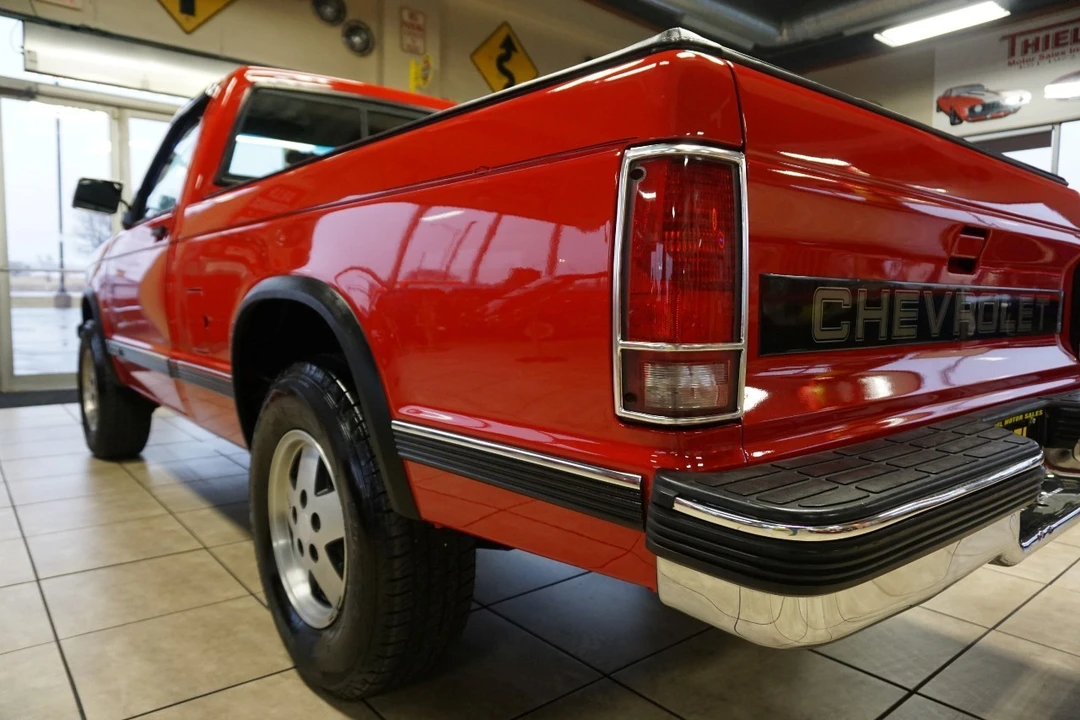1991 Chevrolet S-10 - Image 16 of 21