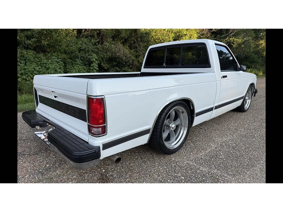 1991 Chevrolet S-10 - Image 4 of 10