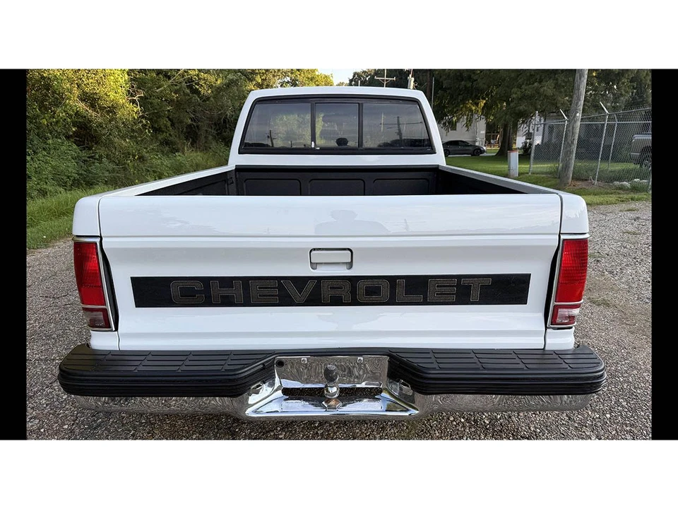 1991 Chevrolet S-10 - Image 9 of 10