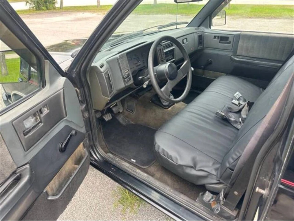 1991 Chevrolet S-10 - Image 8 of 18