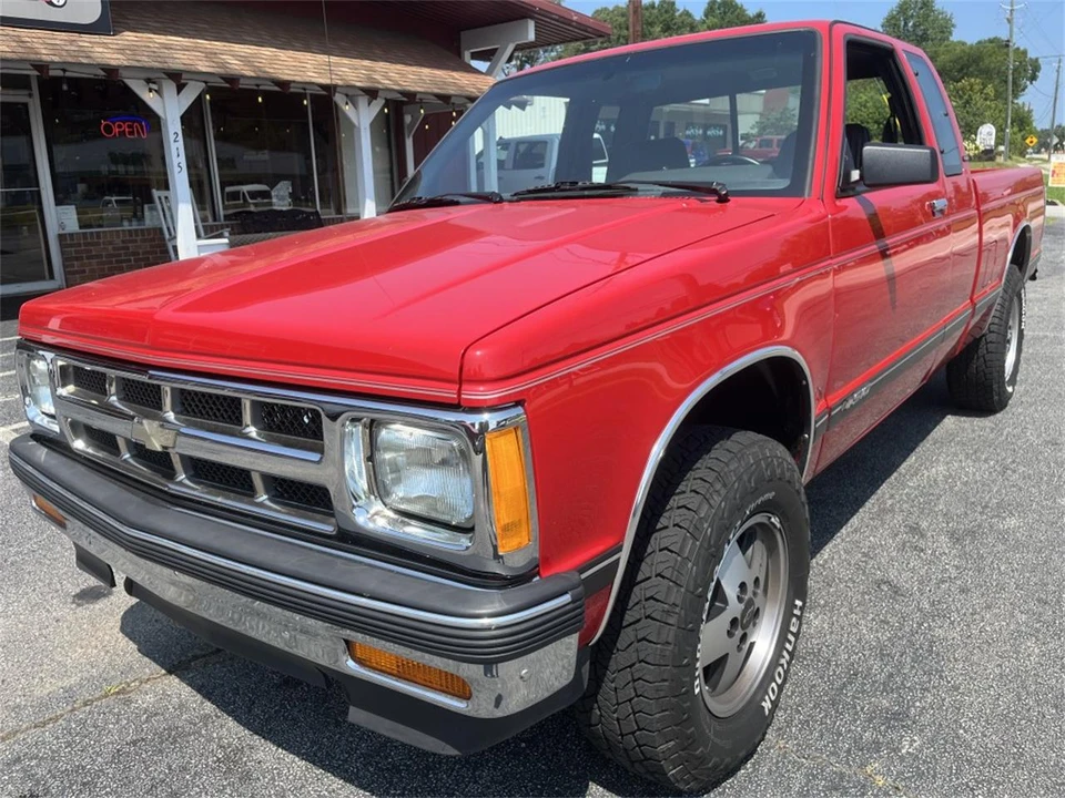 1991 Chevrolet S-10 - Image 6 of 17