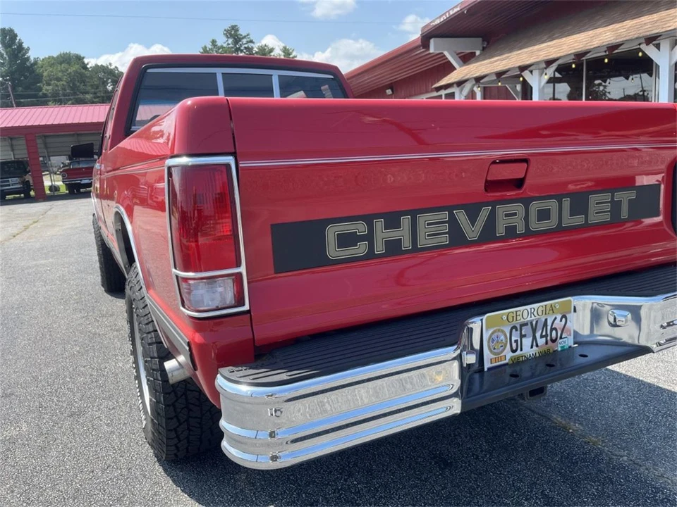 1991 Chevrolet S-10 - Image 4 of 17