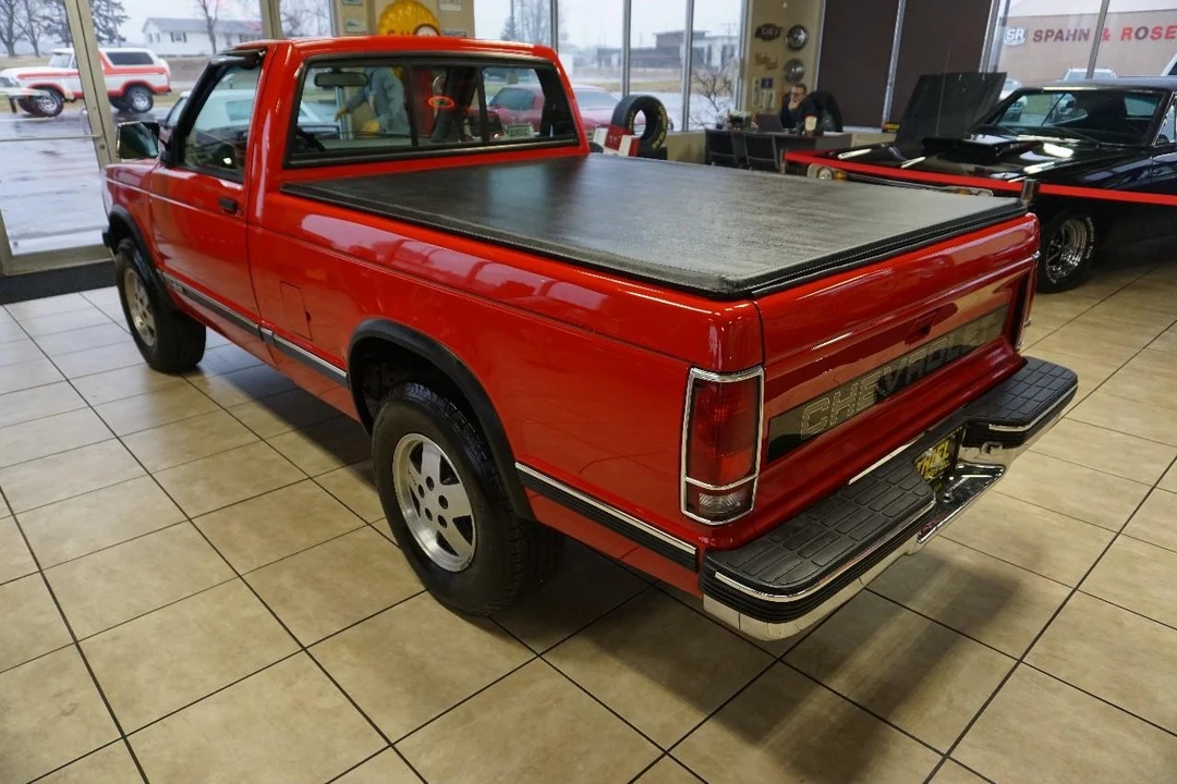 1991 Chevrolet S-10 - Image 4 of 21