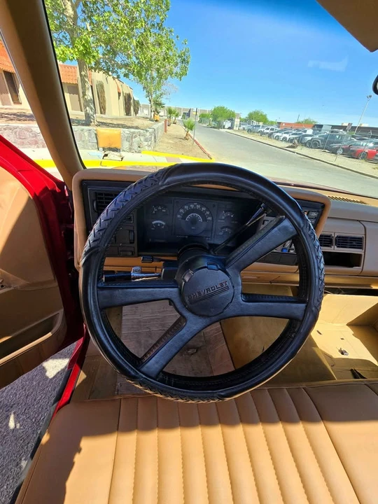 1991 Chevrolet Silverado - Image 18 of 21