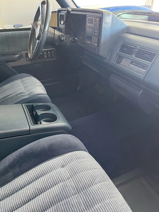 1991 Chevrolet C/K 4th Gen - Image 5 of 11