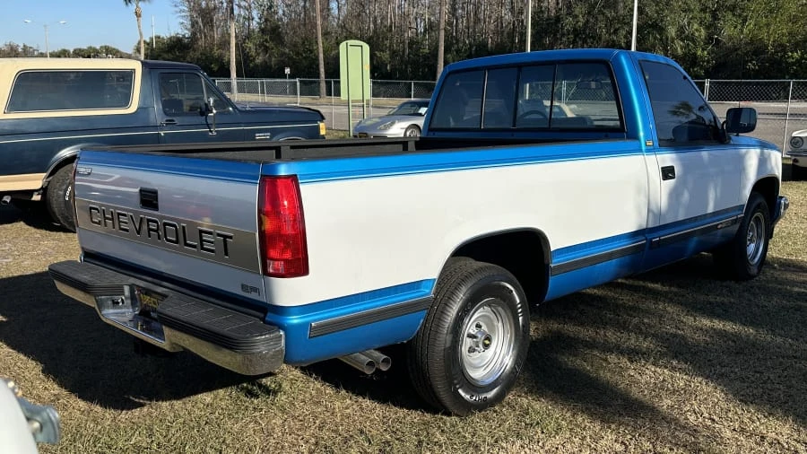 1991 Chevrolet C/K 4th Gen - Image 2 of 6