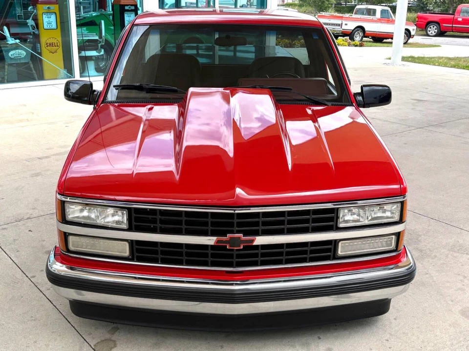 1991 Chevrolet C/K 4th Gen - Image 3 of 31