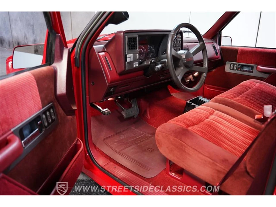 1991 Chevrolet C/K 4th Gen - Image 4 of 31