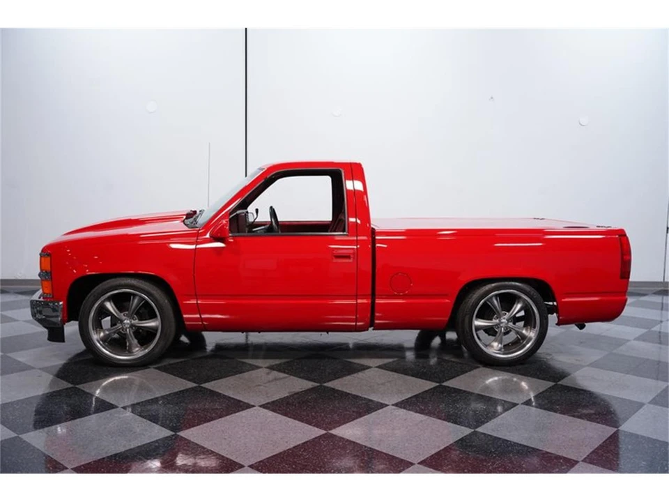 1991 Chevrolet C/K 4th Gen - Image 2 of 31