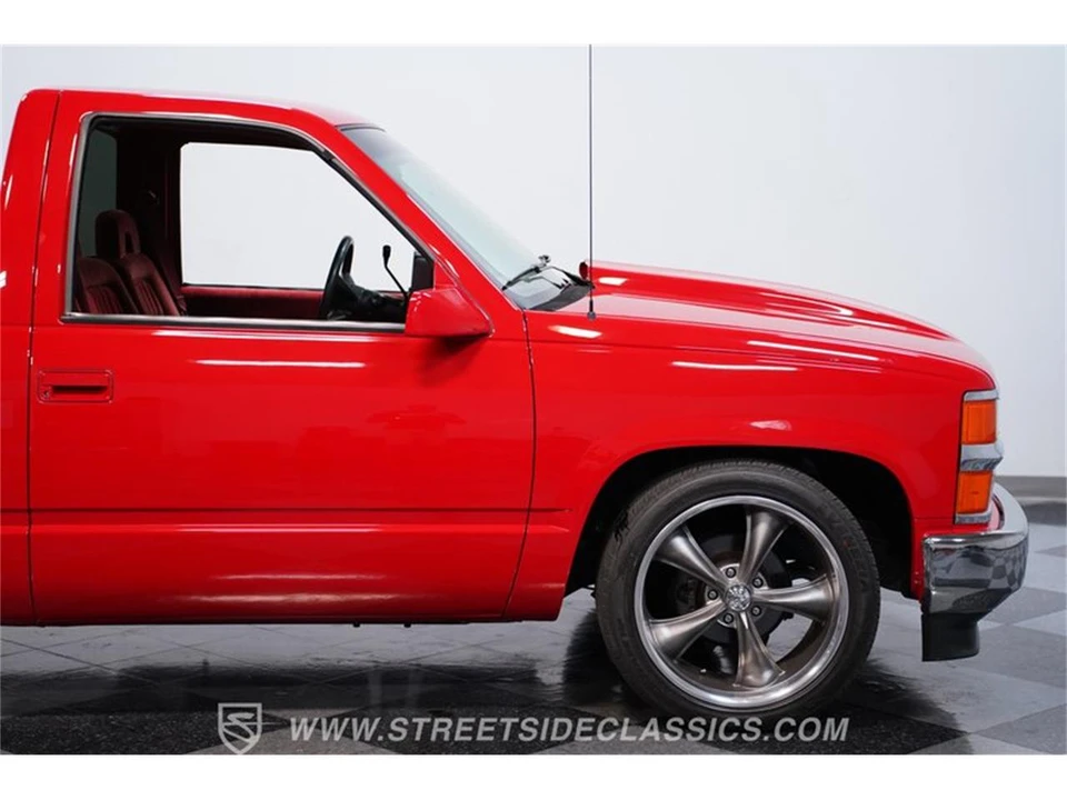 1991 Chevrolet C/K 4th Gen - Image 24 of 31