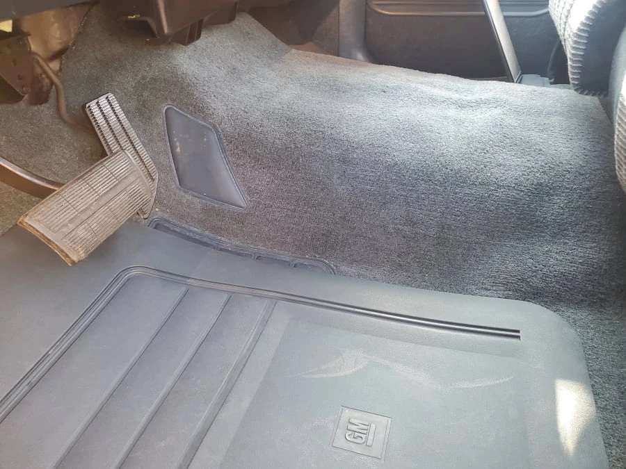 1991 Chevrolet Silverado - Image 6 of 10