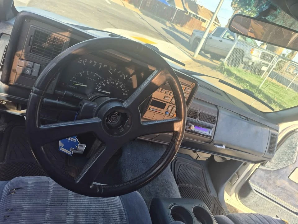 1991 Chevrolet C/K 4th Gen - Image 9 of 12
