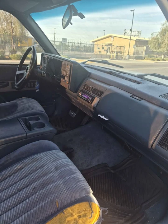 1991 Chevrolet C/K 4th Gen - Image 10 of 12