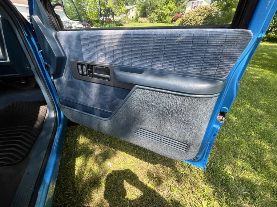 1991 Chevrolet C/K 4th Gen - Image 9 of 13