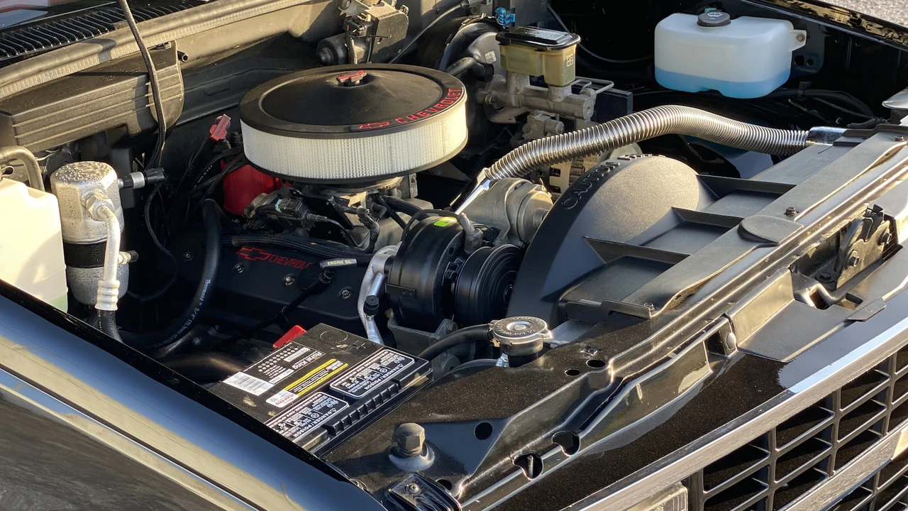 1991 Chevrolet C/K 4th Gen - Image 4 of 13