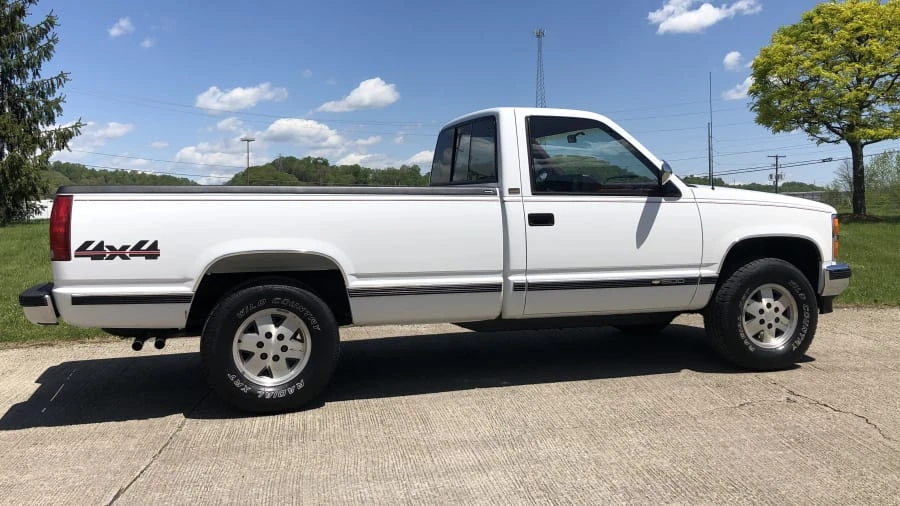 1991 Chevrolet C/K 4th Gen - Image 2 of 15