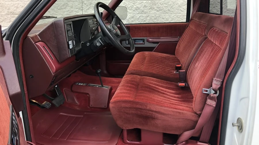 1991 Chevrolet C/K 4th Gen - Image 4 of 15