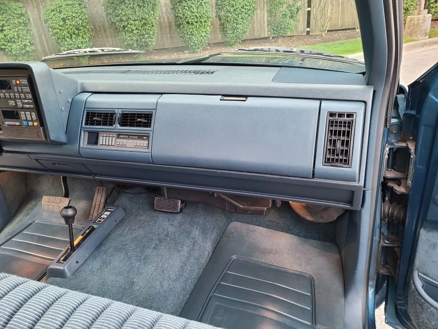 1991 Chevrolet C/K 4th Gen - Image 22 of 29