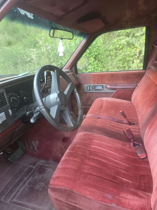 1991 Chevrolet Silverado - Image 12 of 16