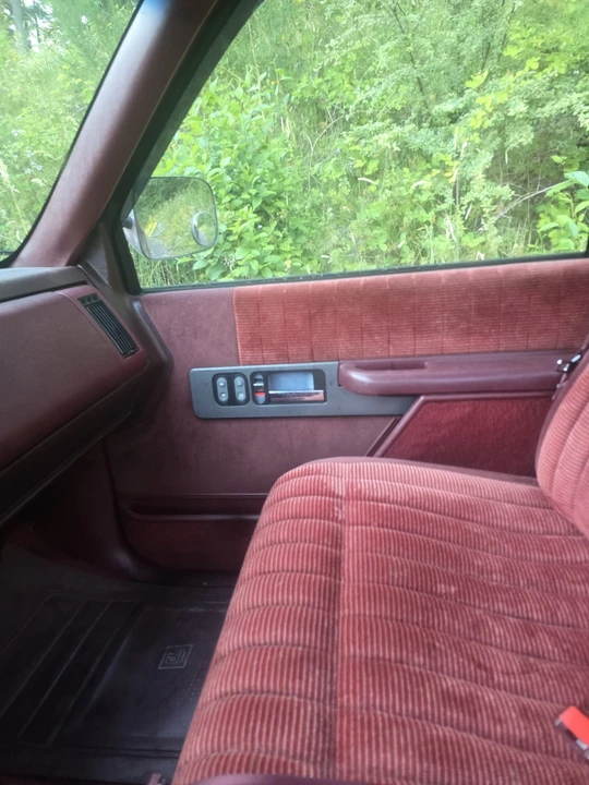 1991 Chevrolet Silverado - Image 7 of 16