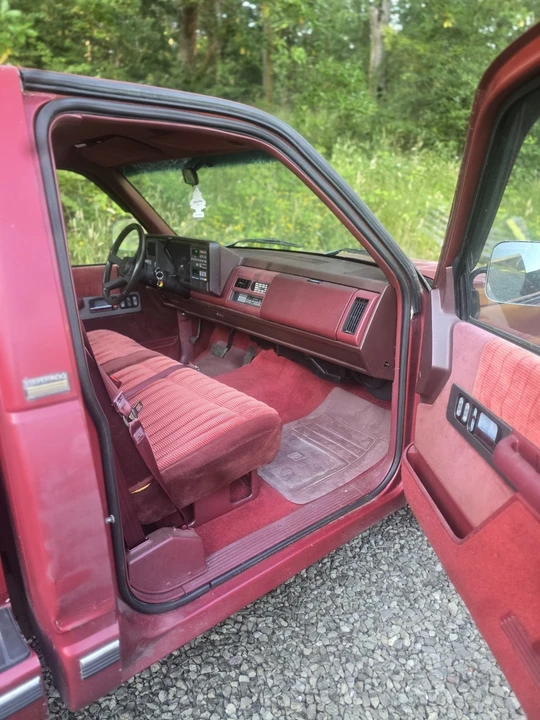 1991 Chevrolet Silverado - Image 6 of 16