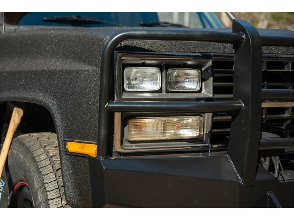1991 Chevrolet Suburban 7th Gen - Image 16 of 31
