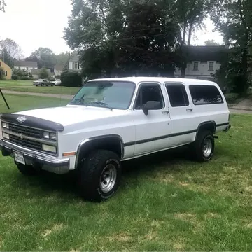 1991 Chevrolet Suburban V2500