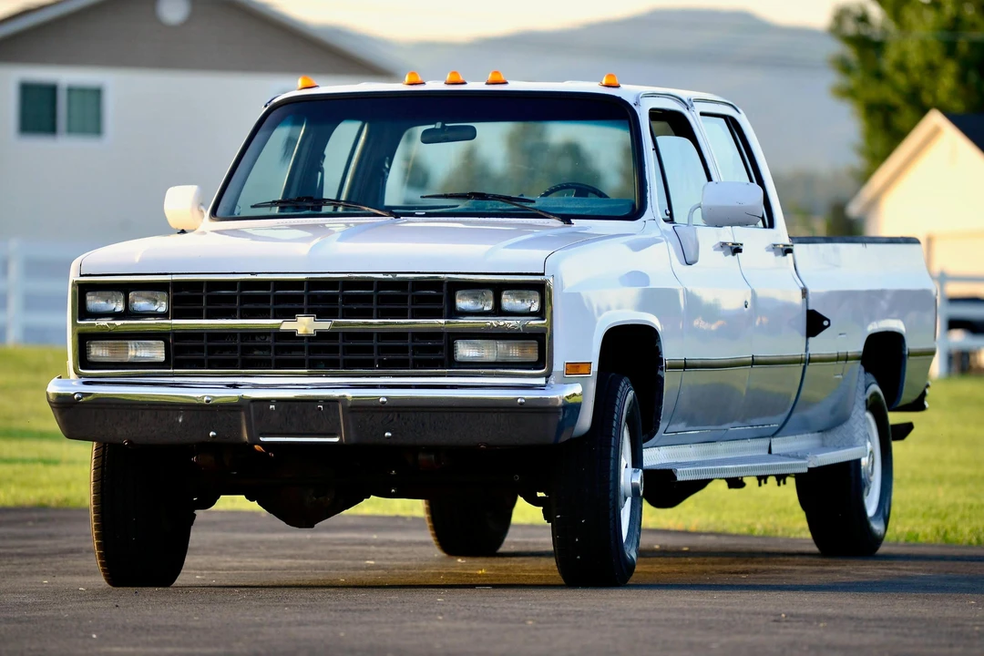 1991 Chevrolet C/K 3rd Gen - Image 2 of 31