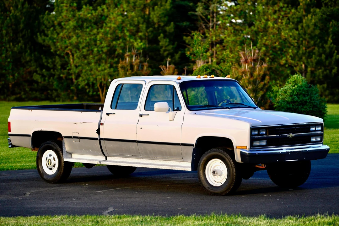 1991 Chevrolet C/K 3rd Gen - Image 3 of 31