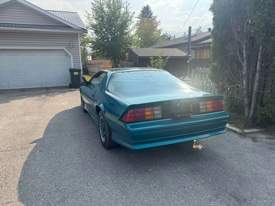 1991 Chevrolet Camaro 3rd Gen - Image 2 of 3