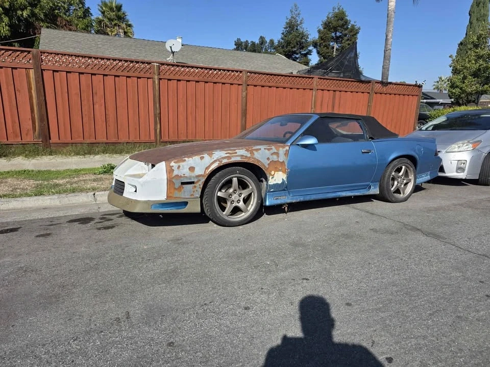 1991 Chevrolet Camaro 3rd Gen - Image 2 of 7