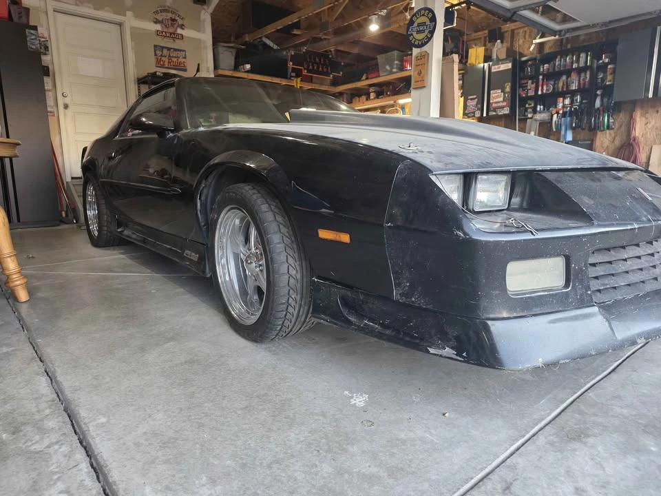 1991 Chevrolet Camaro 3rd Gen - Image 2 of 13