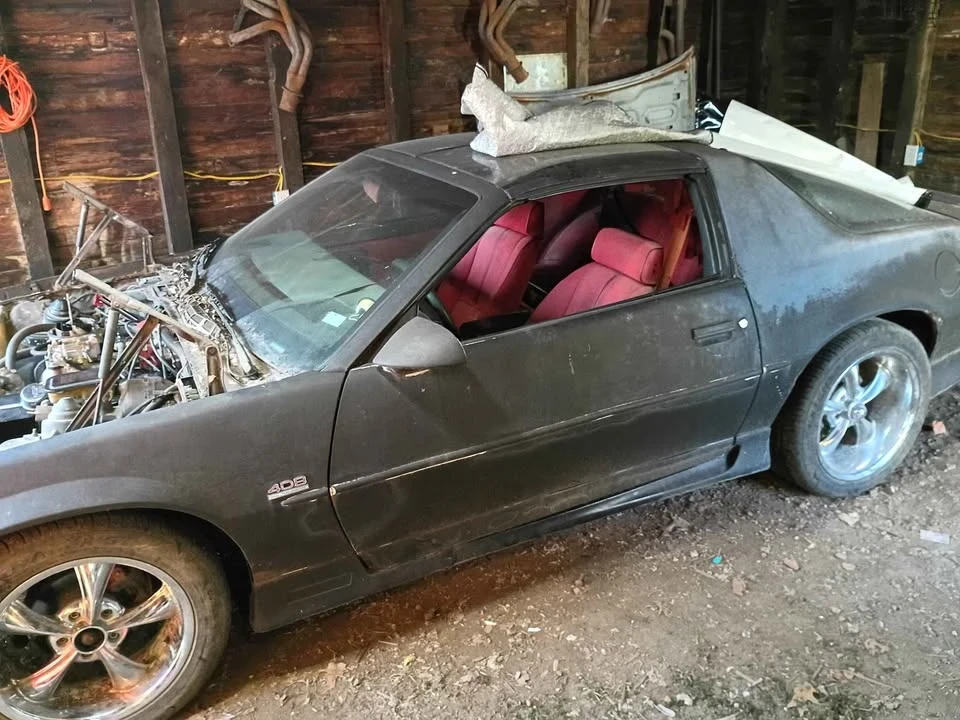 1991 Chevrolet Camaro 3rd Gen - Image 17 of 17
